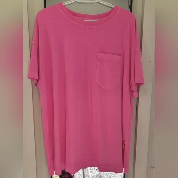 Old Navy Tops - Short-Sleeve Vintage Tunic Flamingo Pink T-Shirt